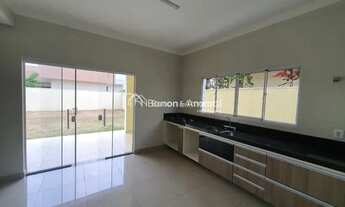 Imagem 4: Casa para locação com 5 suítes em condomínio com 318 m², Paulínia