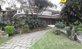 Imagem: Casa de luxo em condomínio exclusivo com