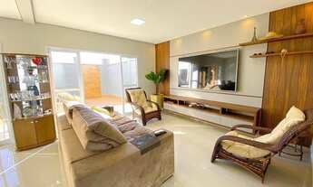 Imagem 3: Casa á venda em condomínio fechado com 4 suítes 180 metros, no Granja Marileusa - Uberlând