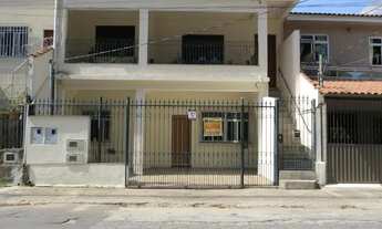 Imagem 1: Casa Térrea com 3 quartos no Bairro Araújo - Juiz de Fora - MG