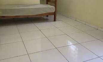 Imagem 6: Kitnet no centro, com cama/roupeiro, livre de energia, agua e internet $ 770,00