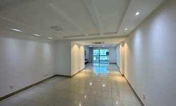 Imagem 2: Alugo Apartamento alto padrão 4 quartos sendo 4 suites, 3 vagas