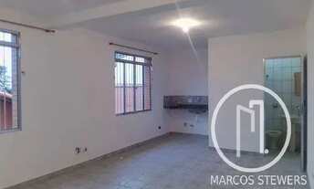 Imagem 2: Casa Térrea com Edícula no Campo Grande, Próximo a Av. Sabará