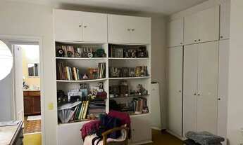 Imagem 4: Vista Lagoa . Apartamento de 1 quarto com dependência completa, sala a