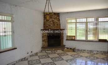 Imagem 6: Casa à Venda com Preço de Oportunidade na Região da Abernéssia - Campos do Jordão/SP