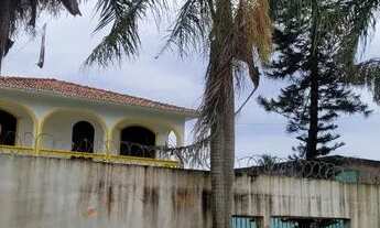 Imagem 2: Casa para venda possui 250 metros quadrados com 5 quartos em São Francisco - Serra - ES