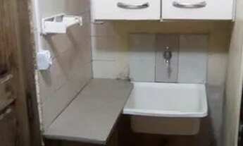 Imagem 3: ALUGO KITINETE Casa com 1 dormitório