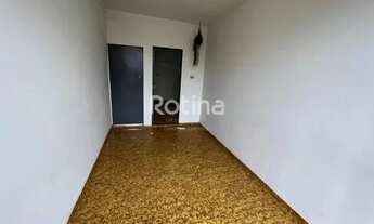 Imagem 2: Casa para aluguel, 3 quartos, 1 vaga, Brasil - Uberlândia/MG