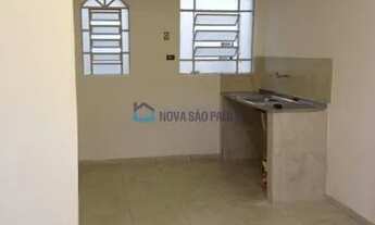 Imagem 2: Casa com 1 Dormitório e 2 vagas de garagem !!