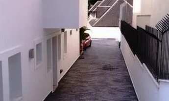 Imagem 2: CURITIBA - Casa Padrão - Seminário