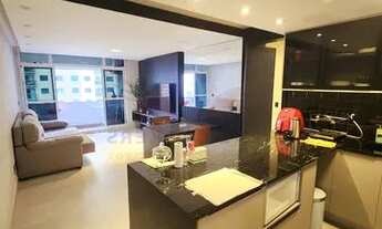 Imagem 2: Apartamento mobiliado para locação em Alphaville, na Alameda Grajaú, com 1 suíte e 2 vagas