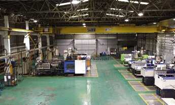 Imagem 2: Área com pavilhão e escritório adaptados para fabrica