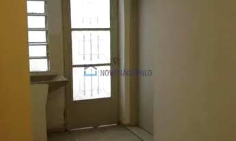 Imagem 3: Casa com 1 Dormitório e 2 vagas de garagem !!