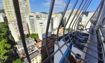 Imagem 2: Apartamento para venda possui 127 metros quadrados com 3 quartos em Icaraí - Niterói - RJ