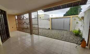 Imagem 3: CASA PARA VENDA POSSUI 170 METROS QUADRADOS COM 4 QUARTOS EM ITAPUÃ - SALVADOR - BA