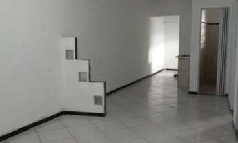 Imagem 2: Alugo casa 2/4 na avenida coelho e Campos