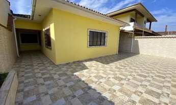 Imagem: Casa lote inteiro com 3 quartos, edícula