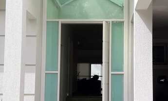 Imagem 2: Imóvel para aluguel possui 490 metros quadrados com 4 quartos