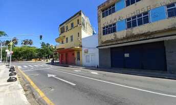 Imagem: Vendo prédio com loja e 2 apts