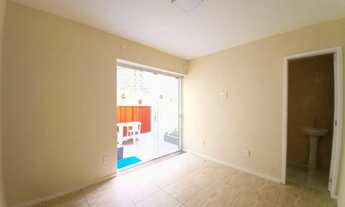 Imagem 3: Apartamento de 1 dormitório térreo com pátio no bairro Petrópolis