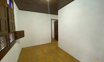 Imagem 6: BROGNOLI VENDE- Casa na quadra do mar no Centrinho dos Ingleses