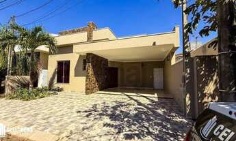 Imagem: Casa com 3 dormitórios para alugar, 177