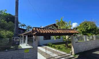 Imagem 2: Casa com Amplo terreno de 1050m² no centro de Penha