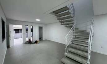 Imagem 5: Imóvel para venda tem 142 metros quadrados com 3 quartos em Carianos - Florianópolis - SC