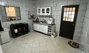 Imagem 5: Casa 2 quartos 1 suíte + ponto comercial