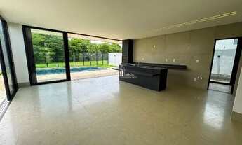 Imagem 5: Sobrado com 4 suítes plenas, incluindo uma suíte térrea, Localizado no Jardins Nápoles