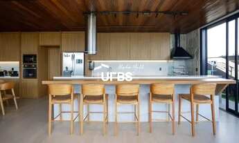 Imagem 7: Sobrado para venda tem 520 metros quadrados com 4 quartos em Parque Cidade - Goiânia - GO