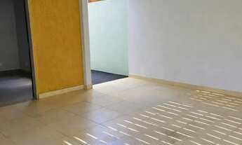 Imagem 2: Térrea para venda com 250 metros quadrados com 3 quartos em Conjunto Primavera - Goiânia