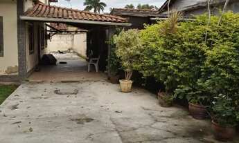 Imagem: CASA CARNAVAL PRÓXIMO AO CENTRO DE SAQUAREMA