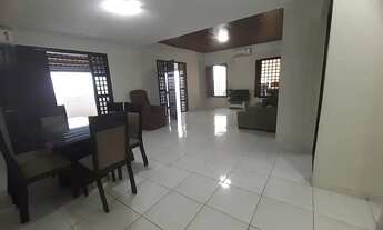 Imagem 5: JB CASA EM CAPIM MACIO COM 3 QUARTOS SENDO 3 SUÍTES/400m²