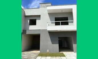 Imagem 3: CASA EM VILLAGE 3 SUITES -VARANDA E 2 VAGAS - ABRANTES