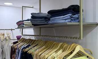 Imagem 2: Repasse de Loja Feminina (Estoque + Mobiliário + Equipamentos