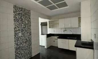 Imagem 7: Imóvel para aluguel e venda com 194 metros quadrados com 4 quartos