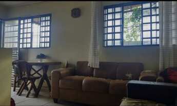 Imagem 5: Excelente Casa na Qnj de 2 quartos sendo 1 suíte.