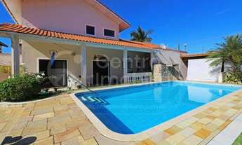 Imagem: CASA com piscina e 4 quartos em Peruíbe