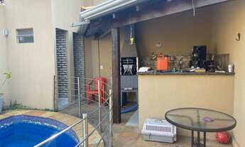 Imagem 2: Vendo Casa com 196 m2 3 suítes sendo 1 master Residencial Itália Sul no Jardim Itália em C