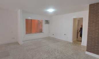 Imagem 7: Casa para venda tem 372 metros quadrados com 4 quartos em Barra da Tijuca - Rio de Janeiro