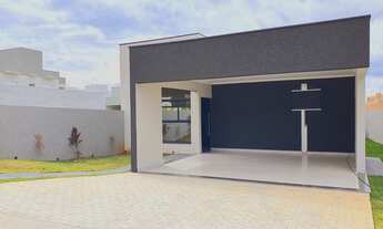 Imagem 2: Linda casa nova 100 térrea, com projeto moderno, 3 dormitórios sendo 1 suíte e espaço gour