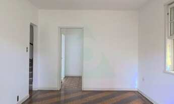 Imagem 2: PORTO ALEGRE - Casa Padrão - PARTENON