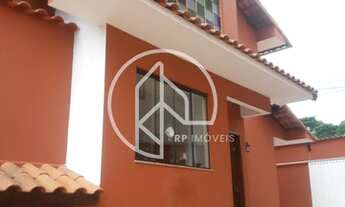 Imagem 3: Casa para venda possui 215 metros quadrados com 4 quartos em Aeroporto - Juiz de Fora - MG