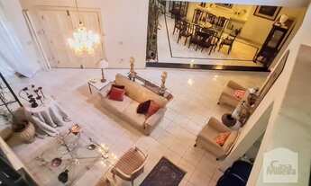 Imagem: Casa à Venda - Santa Lúcia, 5 Quartos