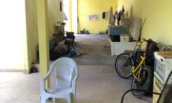 Imagem 2: EXCELENTE CASA Casa com 2 dormitórios