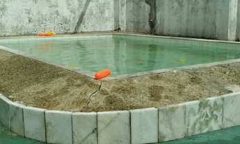 Imagem 4: CASA EM SALINAS ESQUINA COM A RUA PRINCIPAL