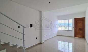 Imagem 3: Sobrado para Venda em São José, Nova São José, 2 dormitórios, 2 suítes, 3 banheiros, 2 vag