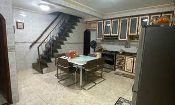 Imagem 2: VENDO. Casa no bairro da glória