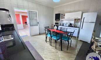 Imagem 6: Sobrado para venda tem 100 metros quadrados com 2 quartos